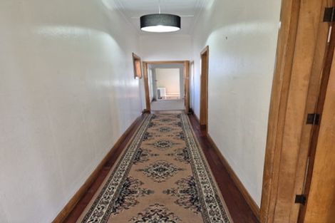 Photo of property in 7 Herald Terrace, Berhampore, Wellington, 6023