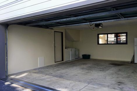 Photo of property in 240 The Terrace, Wellington Central, Wellington, 6011
