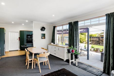 Photo of property in 1 Buckingham Place, Rototuna North, Hamilton, 3210