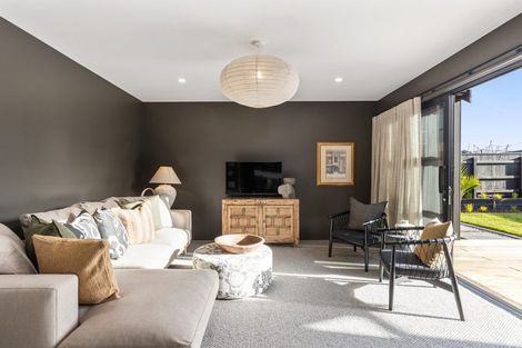 Photo of property in 56 Tironui Drive, Taradale, Napier, 4112