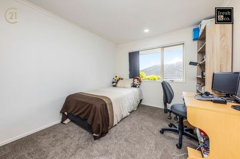 Photo of property in 22a Lizzie Lane, Clover Park, Auckland, 2019