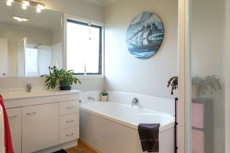 Photo of property in 1/20 The Grove, Nukuhau, Taupo, 3330