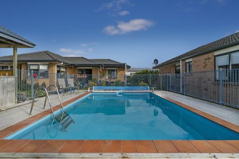 Photo of property in Mayfair Gardens, 3/2 Mayfair Close, Whitianga, 3510