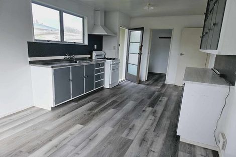 Photo of property in 90a Karaka Street, Castlecliff, Whanganui, 4501