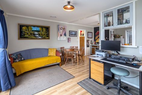 Photo of property in 15 Birdwood Street, Featherston, 5710