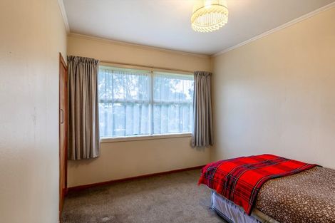 Photo of property in 26 Barron Drive, Green Bay, Auckland, 0604