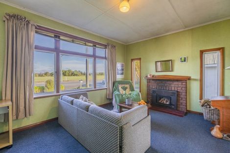 Photo of property in 74 Meeanee Quay, Westshore, Napier, 4110