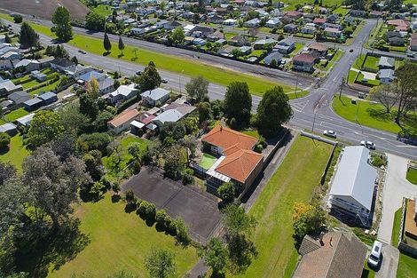 Photo of property in 112 Great South Road, Huntly, 3700