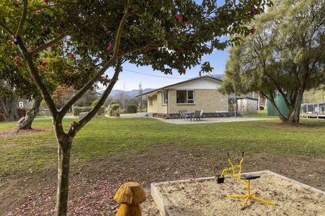 Photo of property in 1112 Queen Charlotte Drive, Linkwater, Picton, 7281