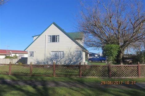 Photo of property in 101 Oakfield Crescent, Pukete, Hamilton, 3200