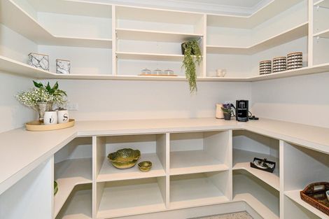 Photo of property in 10 Uatoto Road, Clarks Beach, 2122