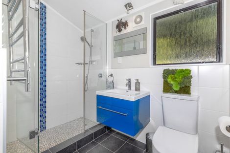 Photo of property in 40 Postgate Drive, Whitby, Porirua, 5024