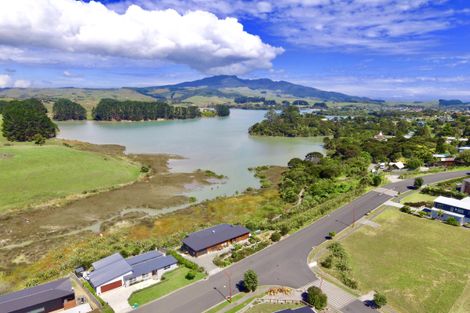 Photo of property in 8e Harakeke Place, Raglan, 3225