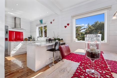 Photo of property in 33 Mountain Road, Western Heights, Rotorua, 3015