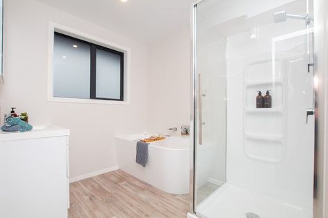 Photo of property in 18 Park Street, Winton, 9720