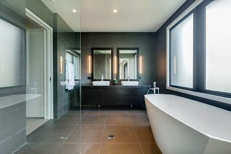 Photo of property in 36 Oceania Place, Mellons Bay, Auckland, 2014