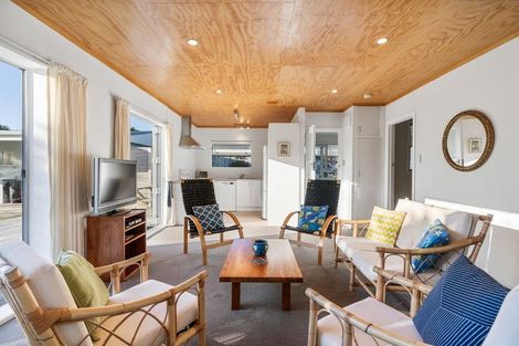 Photo of property in 313 Papanui Road, Whangamata, 3620