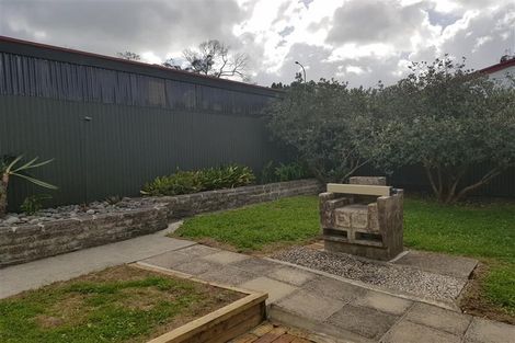 Photo of property in 4126 Great North Road, Glen Eden, Auckland, 0602