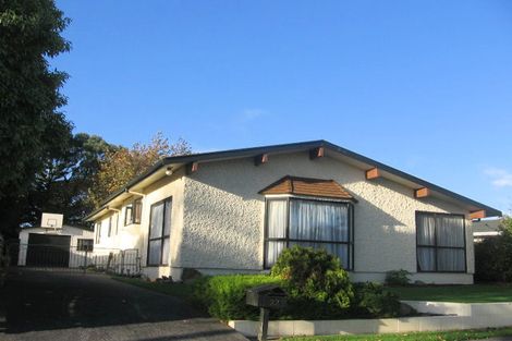 Photo of property in 22 Stillwater Place, Westbrook, Palmerston North, 4412