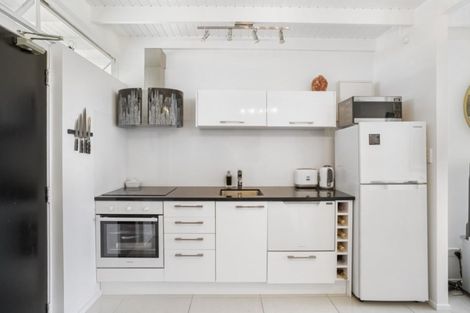 Photo of property in 3/73 Princes Street, Northcote Point, Auckland, 0627