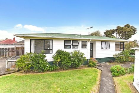 Photo of property in 27 Sheehan Avenue, Papakura, 2110