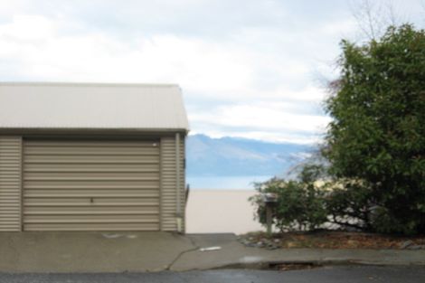 Photo of property in 10b Caples Place, Fernhill, Queenstown, 9300