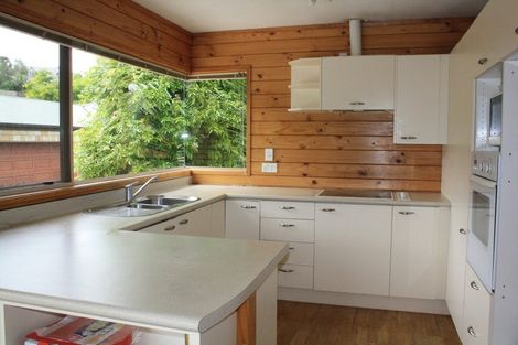 Photo of property in 2/24 Bernie Edwards Place, Botany Downs, Auckland, 2010