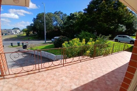 Photo of property in 60 Hillsborough Road, Hillsborough, Auckland, 1042