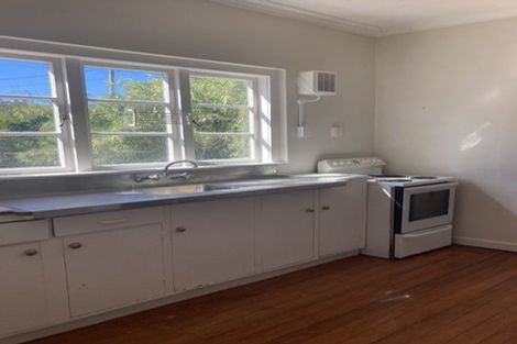 Photo of property in 10 Masters Avenue, Hillcrest, Hamilton, 3216