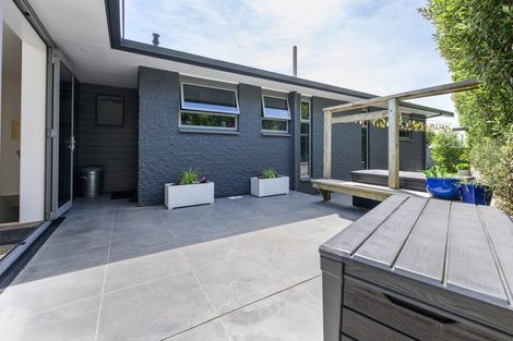 Photo of property in 18c Montana Place, Merrilands, New Plymouth, 4312