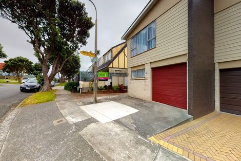 Photo of property in 36 Akaroa Drive, Maupuia, Wellington, 6022