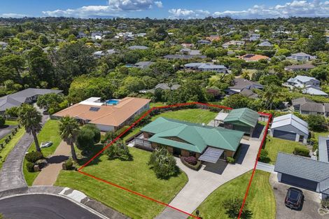 Photo of property in 11 Windfall Grove, Greenhithe, Auckland, 0632