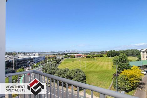 Photo of property in Shoal Haven Apartments, 112a/130 Anzac Street, Takapuna, Auckland, 0622