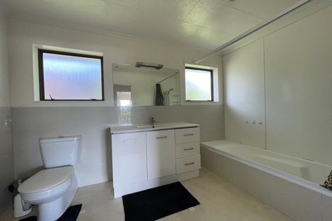 Photo of property in 94 Langana Avenue, Browns Bay, Auckland, 0630