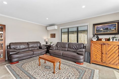 Photo of property in 8 Karearea Drive, Coastlands, Whakatane, 3120