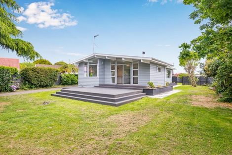 Photo of property in 32 Sylvan Avenue, Waikanae, 5036