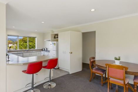 Photo of property in 4 Monterosso Place, Paraparaumu Beach, Paraparaumu, 5032
