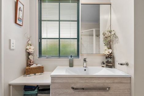 Photo of property in 25 Kahurangi Drive, Lynmore, Rotorua, 3010