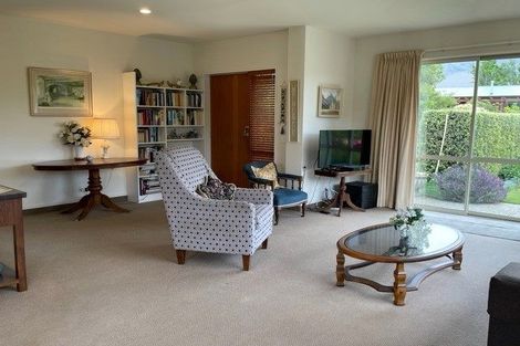 Photo of property in 17 Perrow Street, Wanaka, 9305