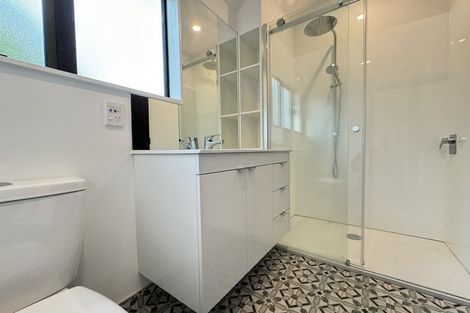 Photo of property in 3/64 Kaikoura Street, Maupuia, Wellington, 6022