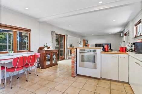 Photo of property in 51 Kings Avenue, Waikuku Beach, 7402