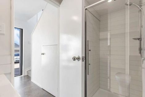 Photo of property in 30b Grassways Avenue, Pakuranga, Auckland, 2010