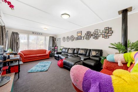 Photo of property in 22 Adams Road, Manurewa, Auckland, 2102