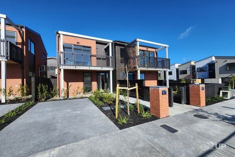 Photo of property in 8 Rahopuru Road, Westgate, Auckland, 0614