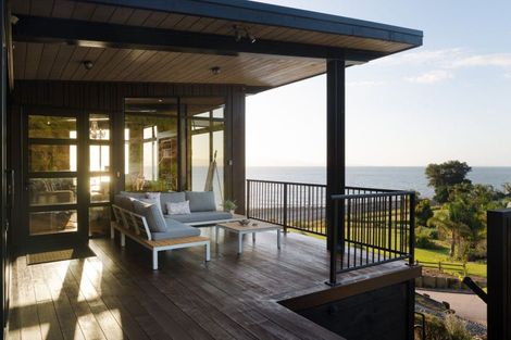 Photo of property in 8 Ngarimu Heights Row, Ngarimu Bay, Thames, 3575