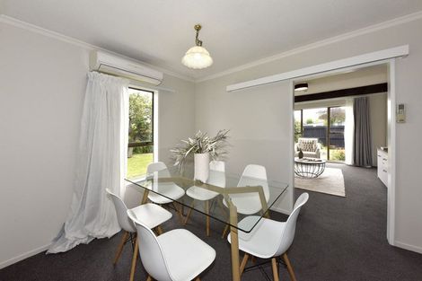 Photo of property in 2/3 Wanstead Place, Woolston, Christchurch, 8062