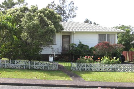 Photo of property in 50 Felgrove Street, Glendene, Auckland, 0602