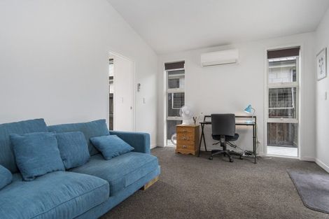 Photo of property in 28 Marion Crescent, Papamoa Beach, Papamoa, 3118