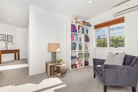 Photo of property in 45a Williamson Avenue, Belmont, Auckland, 0622