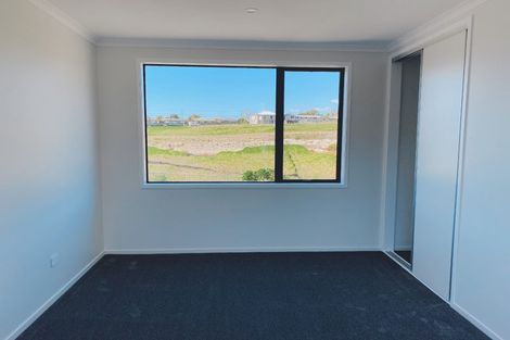 Photo of property in 10 Awamarino Way, Westgate, Auckland, 0614